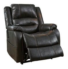 Yandel Signature Design by Ashley Recliner