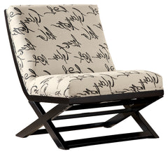 Levon Signature Design by Ashley Chair