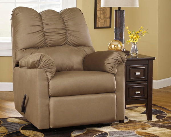 Darcy Signature Design by Ashley Recliner