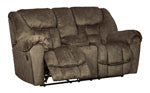 Capehorn Signature Design by Ashley Loveseat