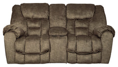 Capehorn Signature Design by Ashley Loveseat