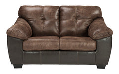 Gregale Signature Design by Ashley Loveseat