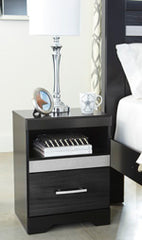 Starberry Signature Design by Ashley Nightstand