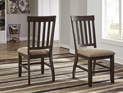 Dresbar Signature Design by Ashley Dining Chair