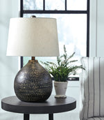 Maire Signature Design by Ashley Table Lamp